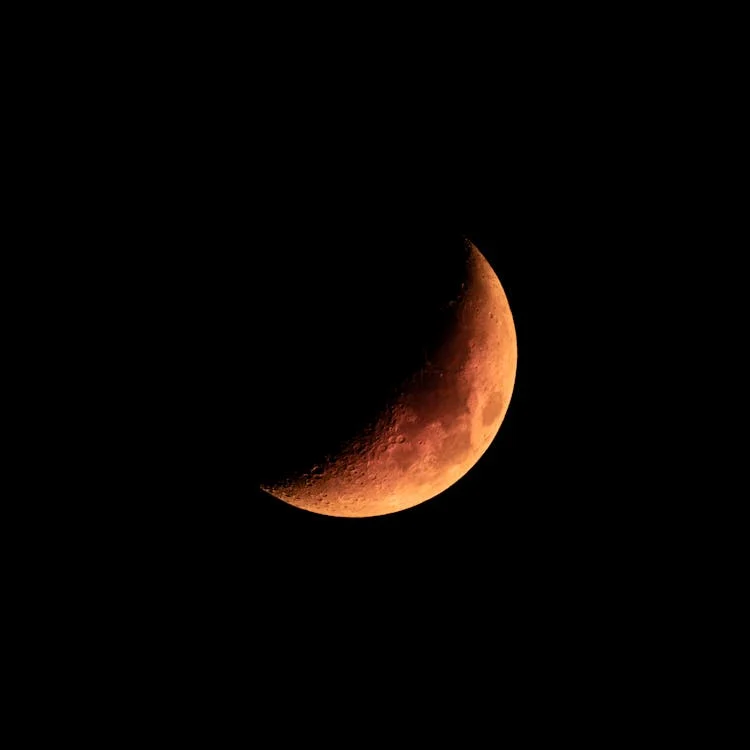 Foto di una luna rossa